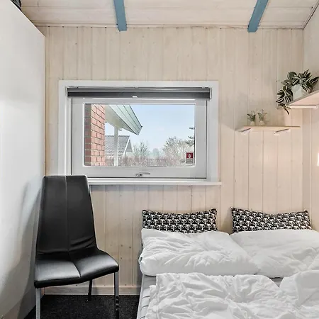 Beautiful Home In Hejls With Sauna * Hejls
